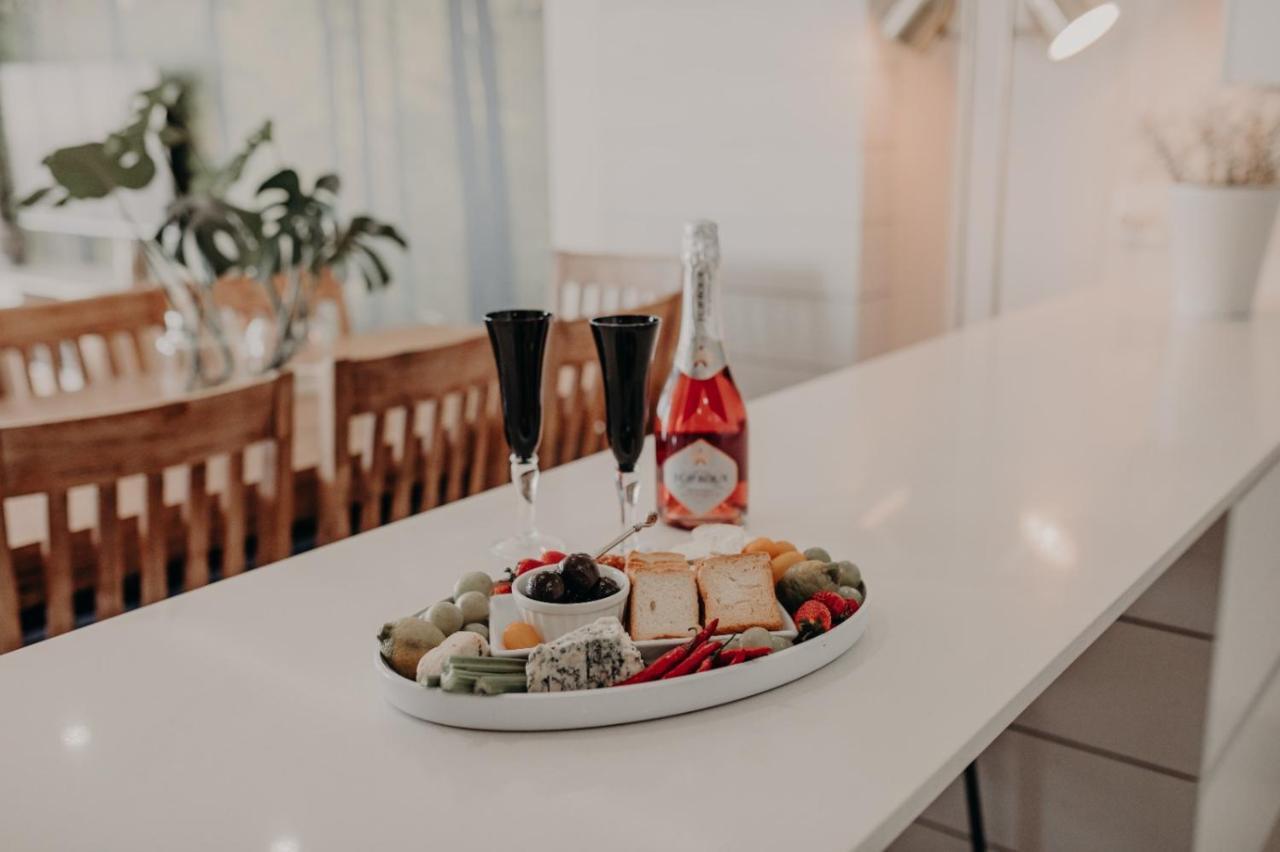 View @ The Bay Apartments 9 Мозел Бей Екстериор снимка